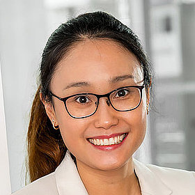 PKF税务经理滕莹正面照