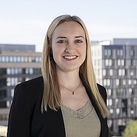 Hannah Raab ist im Office Management bei PKF Fasselt 